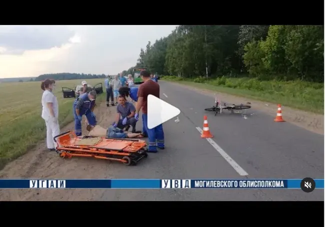 В Бобруйске автомобиль сбил велосипедиста: мужчину госпитализировали