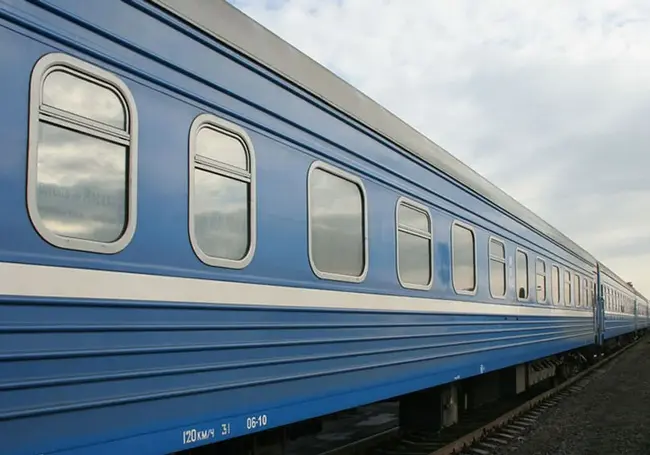 БЖД назначила на апрельские и майские праздники более 250 дополнительных поездов