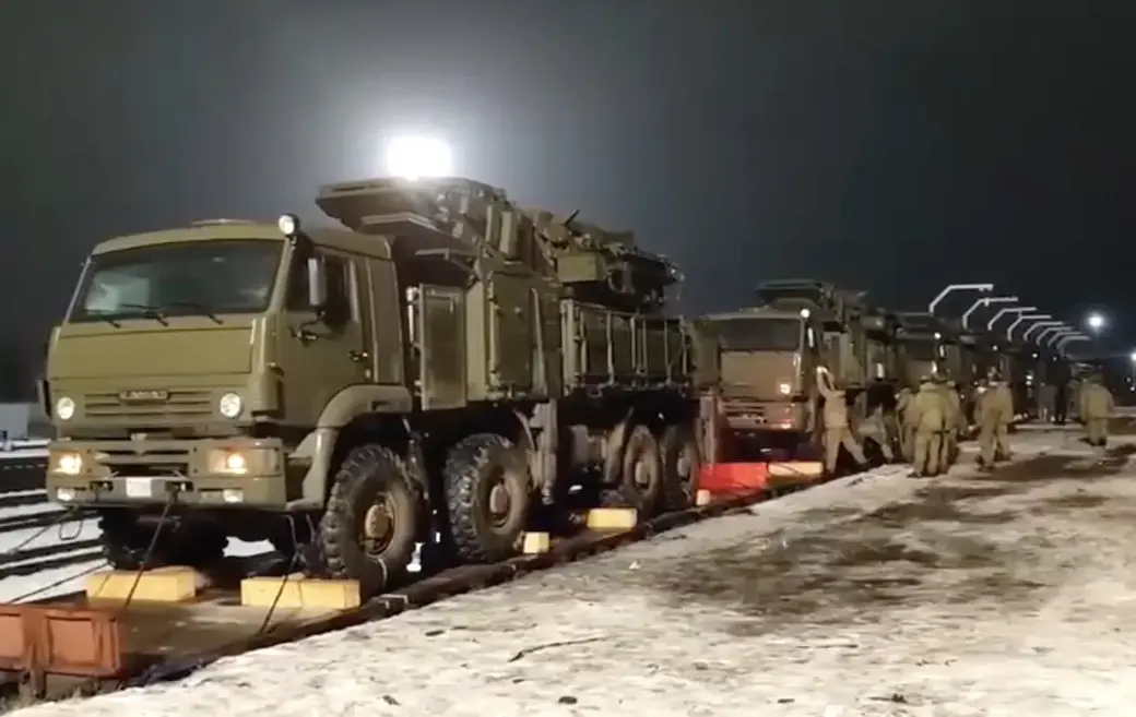 В Беларусь прибыл дивизион российских комплексов ПВО малой дальности «Панцирь-С».