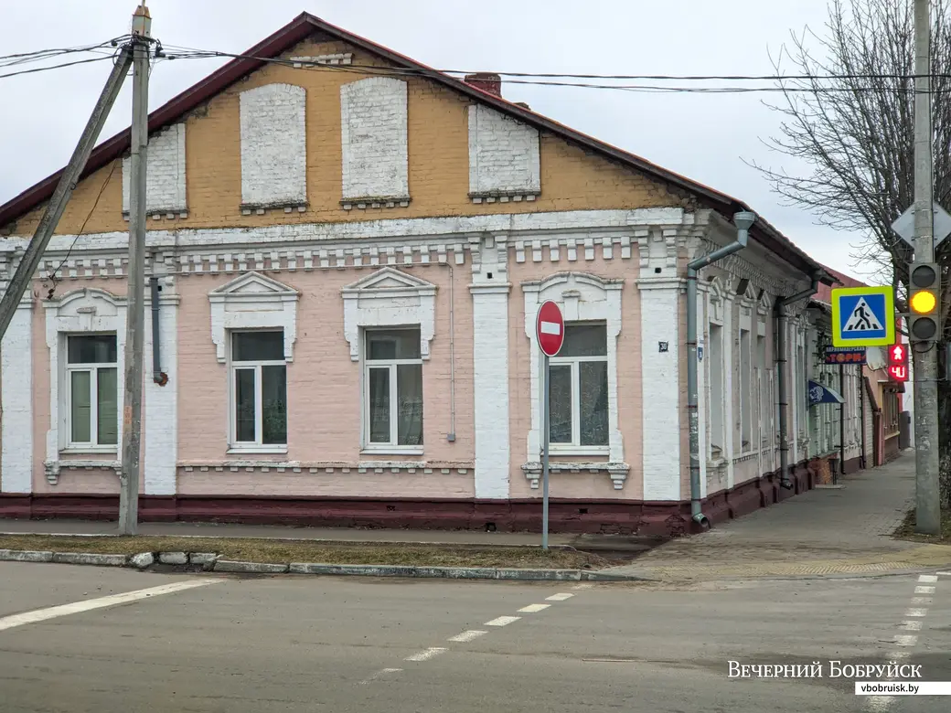 Однажды недалеко от кинотеатра «Пролетарий» раздался взрыв...» Из почты  «Вечерки» | bobruisk.ru