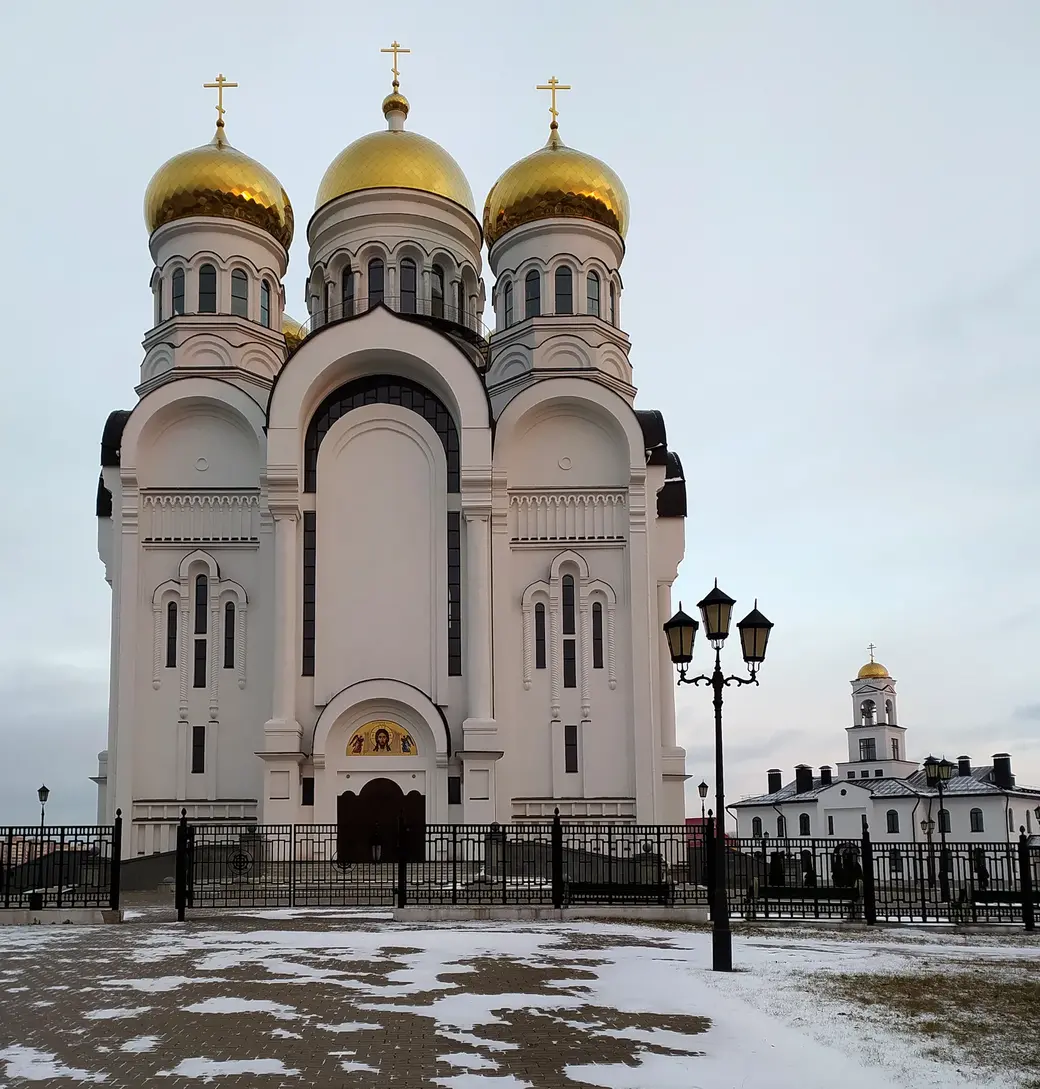 Дело не в куличах. Христос Своей кровью искупил человеческие грехи».  Разговор со священником | bobruisk.ru