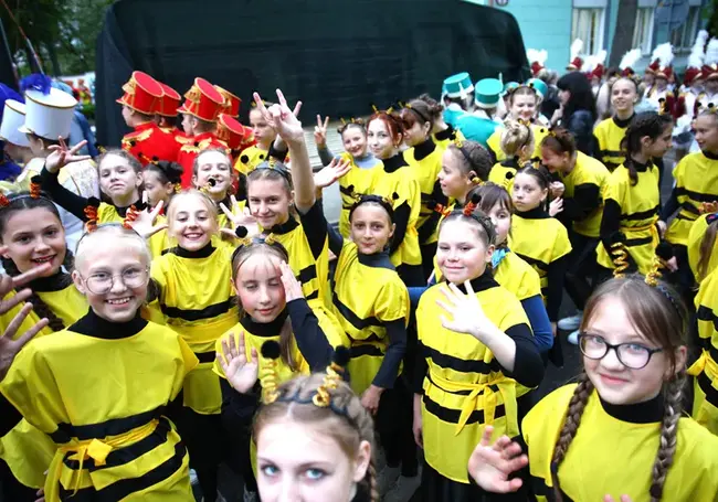 ХХ Международный фестиваль детского творчества «Золотая пчелка» проходит в Климовичах. Фотофакт