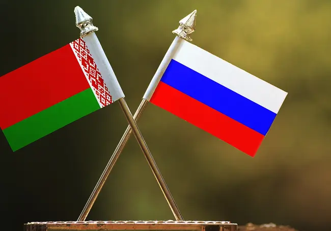 Лукашенко подписал проект соглашения о военном сотрудничестве с Россией
