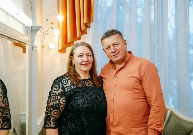 «Лампочки горят до сих пор!» «Молодоженам недели» уже по 50