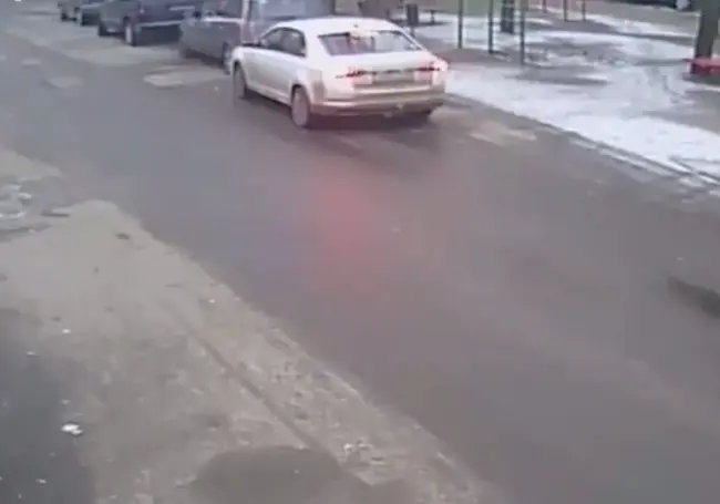В Бобруйске водитель скрылся после ДТП, а потом заявил в милицию, что его машину повредили