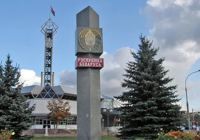 За праздничные выходные более 3 тысяч жителей ЕС посетили Беларусь без виз