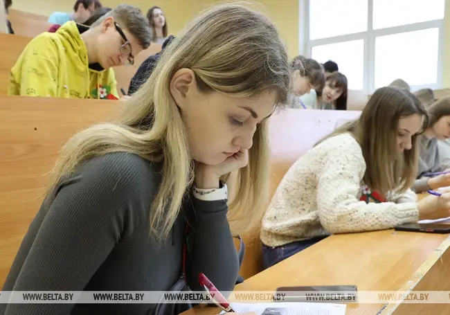 34 студента в Могилевской области будут получать профсоюзные стипендии
