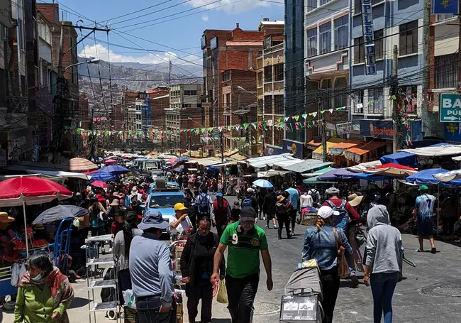 Рынок ведьм в Ла-Пасе, День черепов и Долина Духов. Традиции боливийцев глазами могилевчан