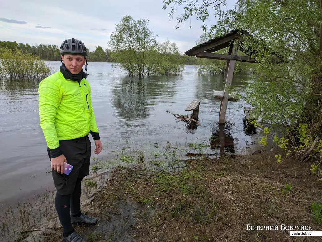 По морю Геродота на двух колесах. На Припять за разливами отправились  бобруйские велотуристы | bobruisk.ru