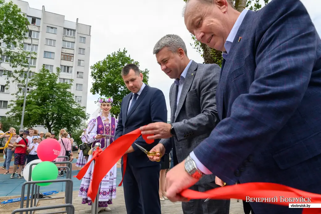 Брошюра (методическое пособие) ,,Стадион во дворе 