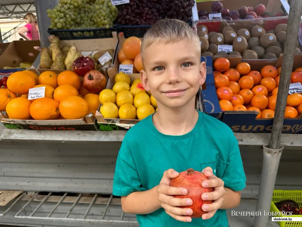 Да они крутят – черт знает сколько процентов!» Почем витаминная продукция  на Минском рынке в Могилеве | bobruisk.ru