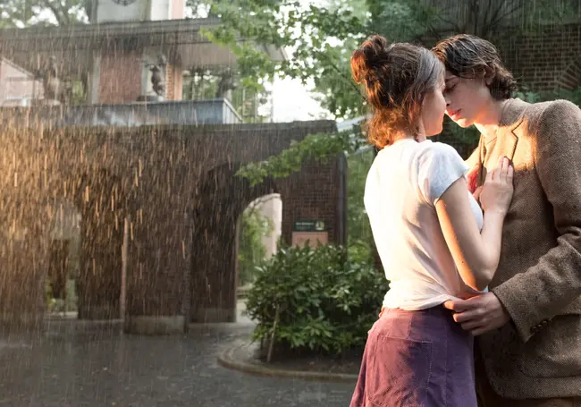 День первого поцелуя на VOKA: пять романтических фильмов для выходных
