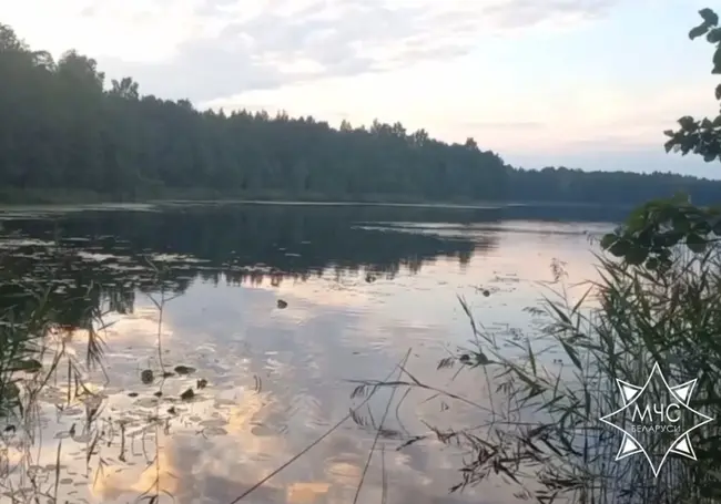Двое детей утонули на озере в Витебской области: катались на надувном матрасе