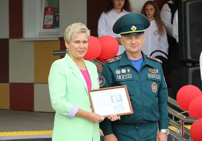 Программный комплекс по обучению безопасности получили бобруйские школьники в подарок от спасателей