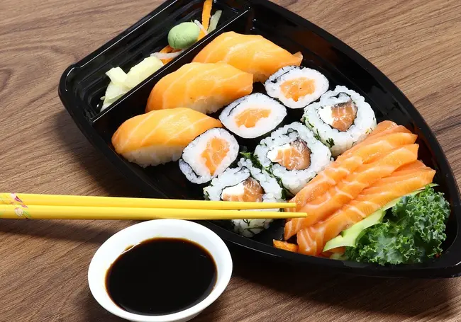 Что такое хорошо и что такое плохо: правила этикета для любителей суши