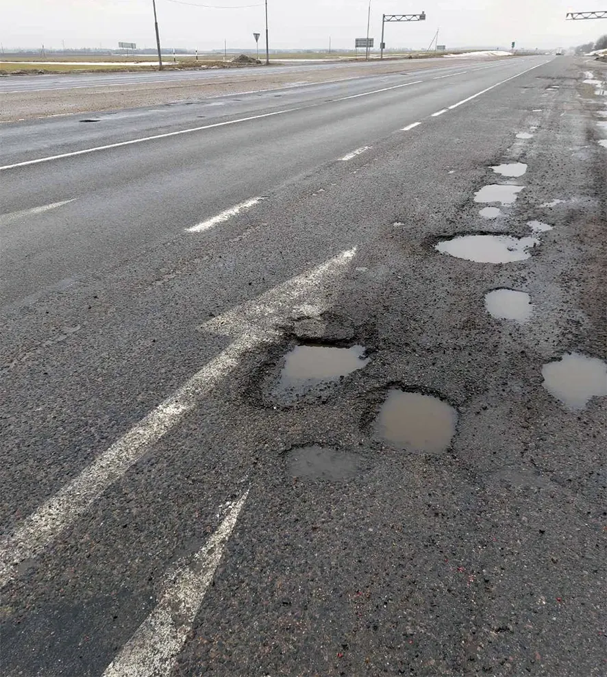 На самый проблемный участок дороги из Бобруйска в Минск обратила внимание  прокуратура | bobruisk.ru