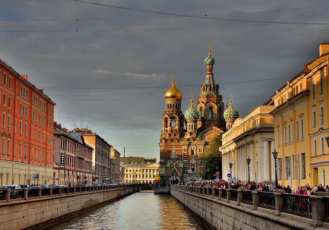 Санкт-Петербург стал платным для туристов. Сколько за сутки?