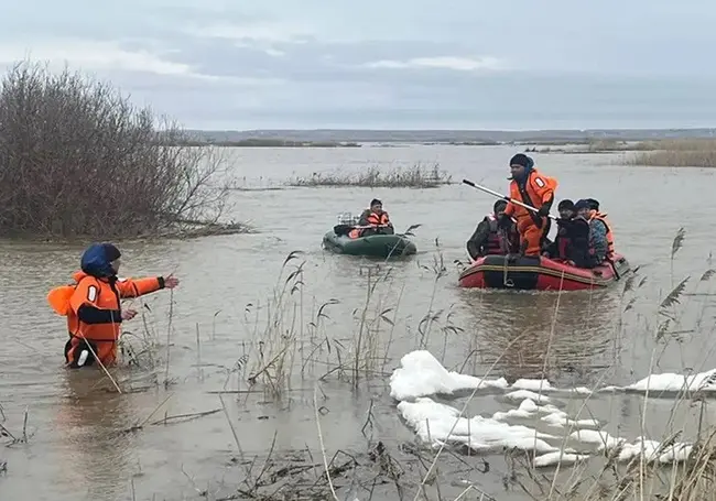 В Казахстане из-за паводков эвакуировали более 111 тыс. человек