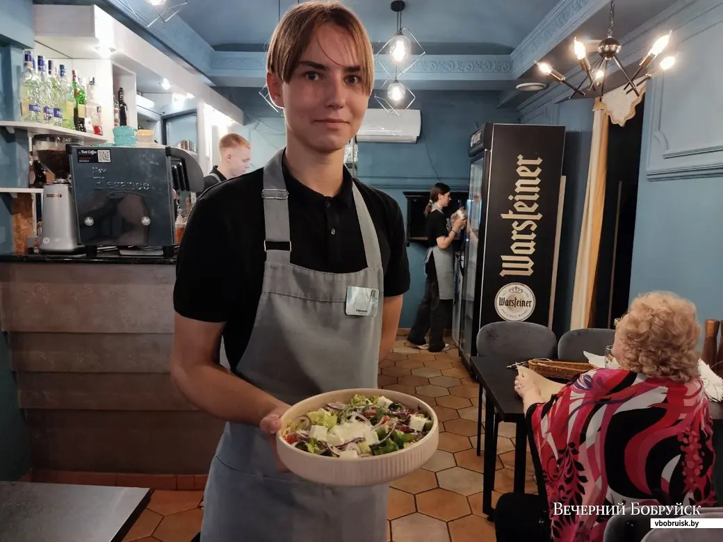 Драники «под шапочкой» и нежнейшие блинчики: продегустировали сет от  могилевского рестобара Colette | bobruisk.ru