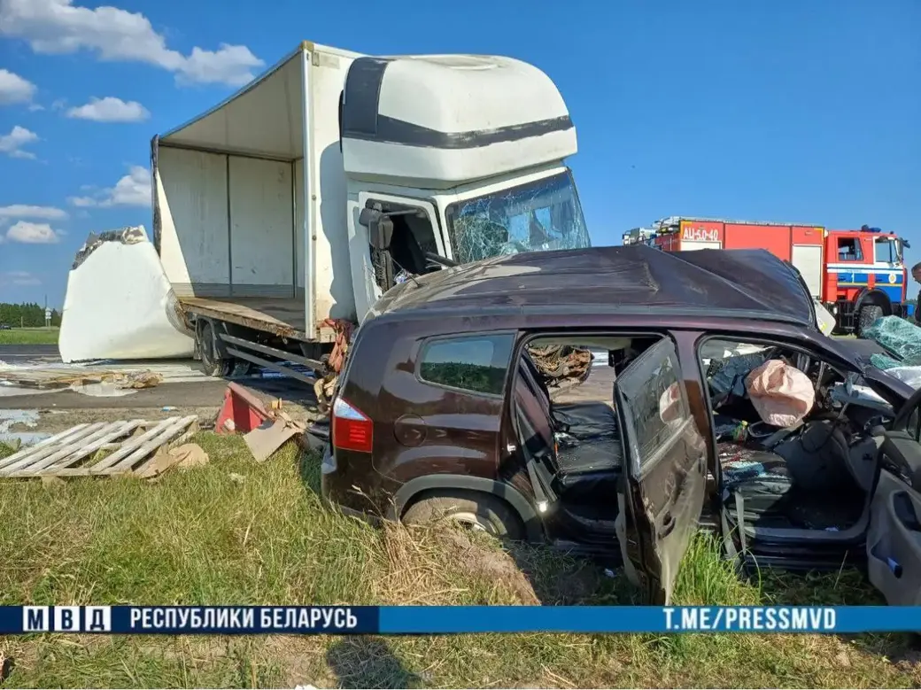 Смертельное ДТП под Славгородом: погибли три человека, еще трое доставлены  в больницу | bobruisk.ru