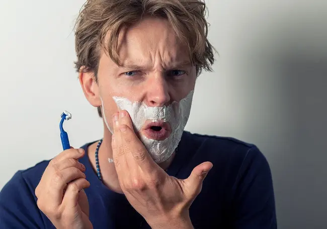Раздражение после бритья: как избавиться от сильного зуда и покраснения кожи при помощи овсяной каши