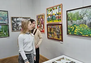 Выставка «Юный художник»