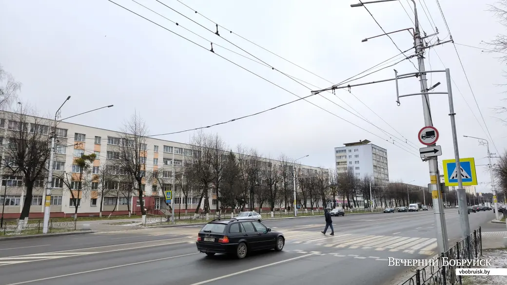 Бобруйск. Улица Минская в районе улиц Спартаковская и Шмидта. В первую неделю марта в нескольких здешних домах также не будет света.