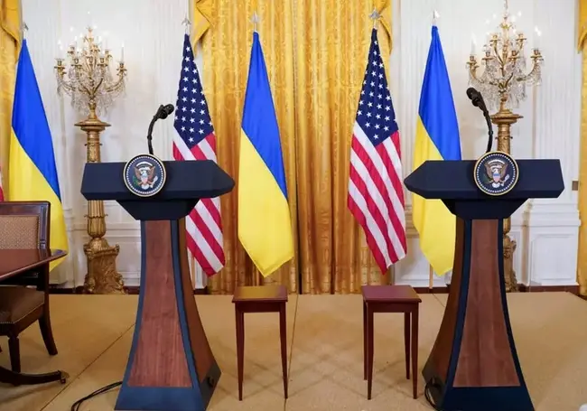 Встреча Трампа и Зеленского в Белом доме превратилась в публичную перепалку и была прервана (дополнено)