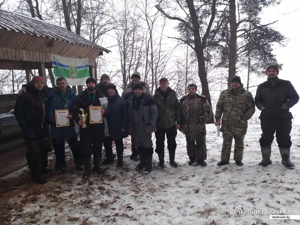 01.03.2025. Победители и участники областных состязаний рыболовов на Чигиринском водохранилище.