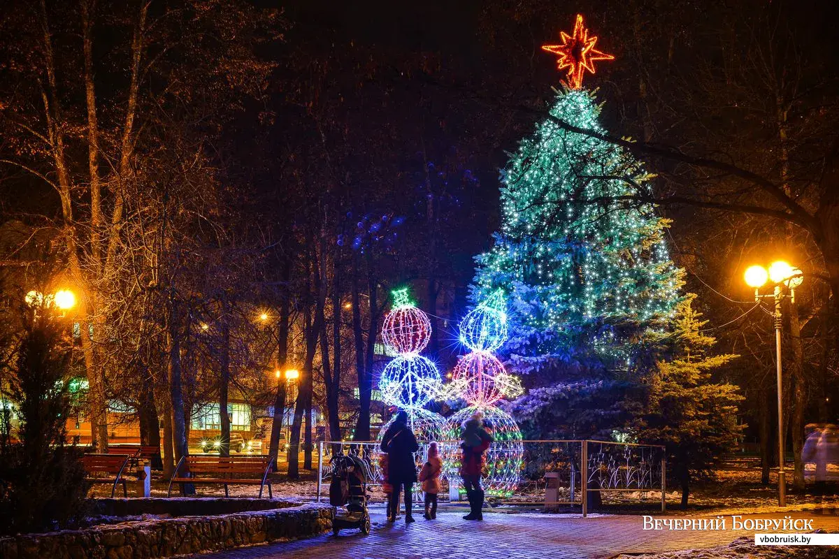 12.12.2017, Бобруйск. Новогодняя иллюминация. Автор: Александр ЧУГУЕВ.