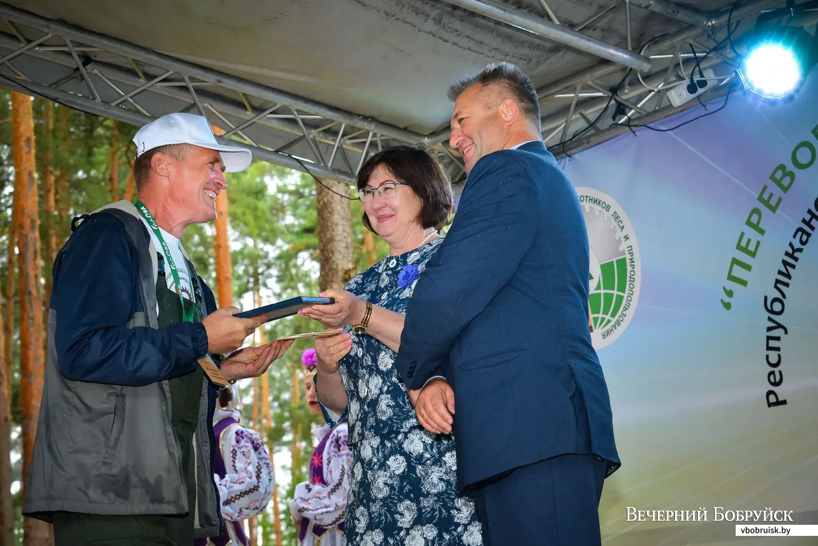 12.07.2019. Национальный конкурс-пленэр мастеров резьбы по дереву