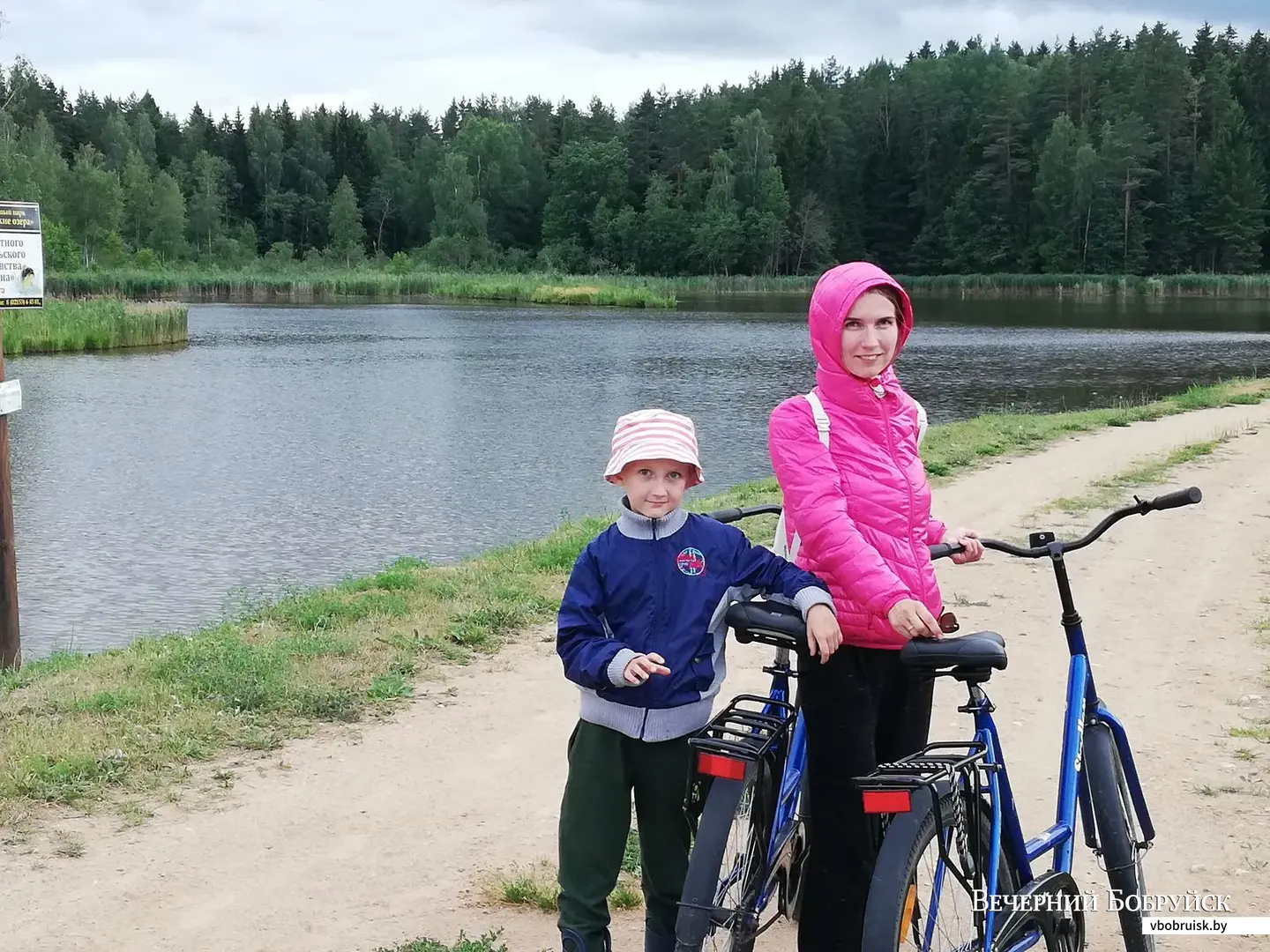 Зоопарк в деревне Мекяны, веломаршрут